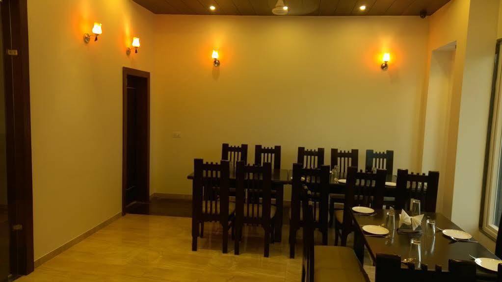 Jagat Villa Udaipur Bagian luar foto